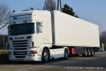 20160101-New-R-V8-00217.jpg