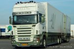 20160101-R-V8-00094.jpg