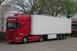 20160101-R-V8-00173.jpg