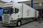 20160101-R-V8-00226.jpg