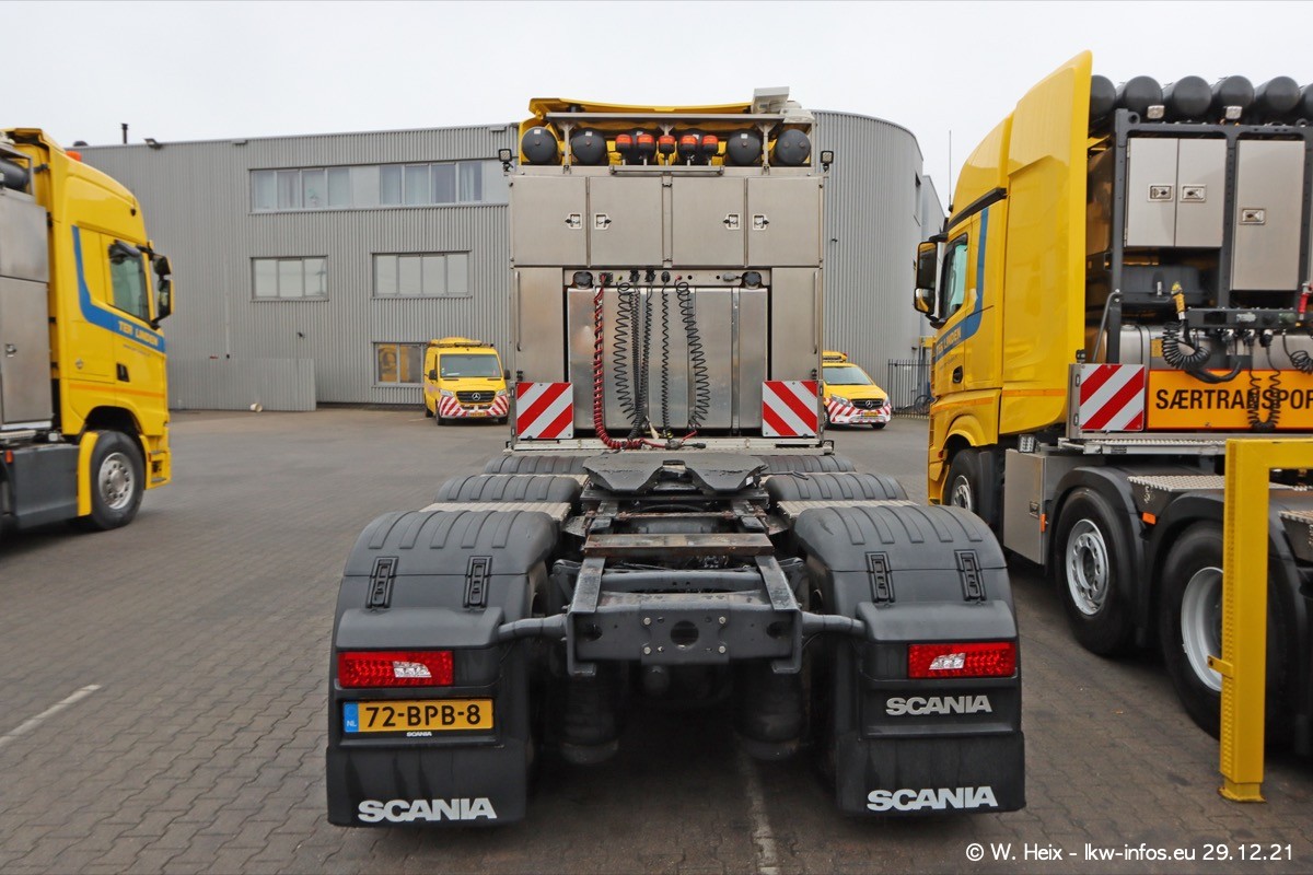 20211229-Ter-Linden-00055.jpg 20211229-Ter-Linden-00055.jpg