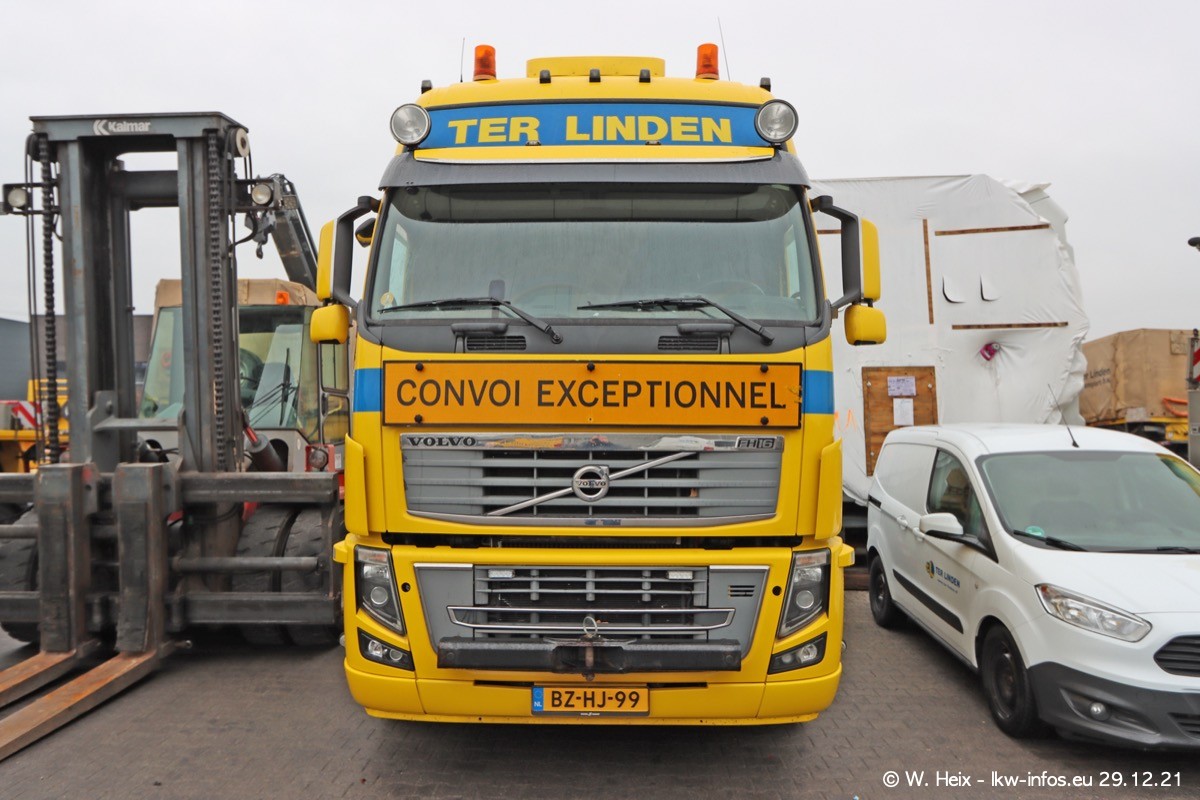 20211229-Ter-Linden-00295.jpg 20211229-Ter-Linden-00295.jpg