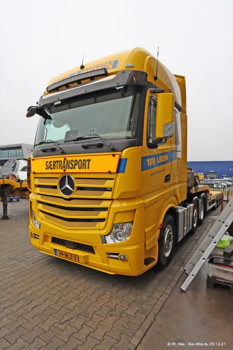 20211229-Ter-Linden-00340.jpg 20211229-Ter-Linden-00340.jpg