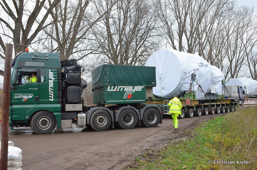 Turbinentransporte-HCS-Baumann-Mayer-Kiefer-20151210-124.jpg