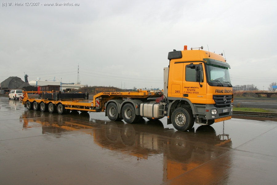 Baumann-Bracht-Krefeld-270-t-041207-001.jpg Baumann-Bracht-Krefeld-270-t-041207-001.jpg