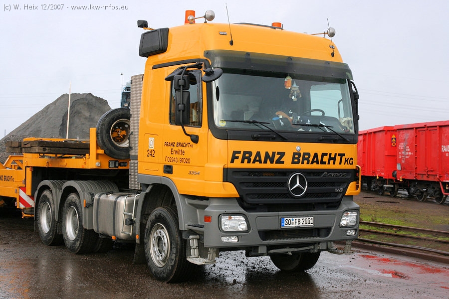 Baumann-Bracht-Krefeld-270-t-041207-032.jpg Baumann-Bracht-Krefeld-270-t-041207-032.jpg