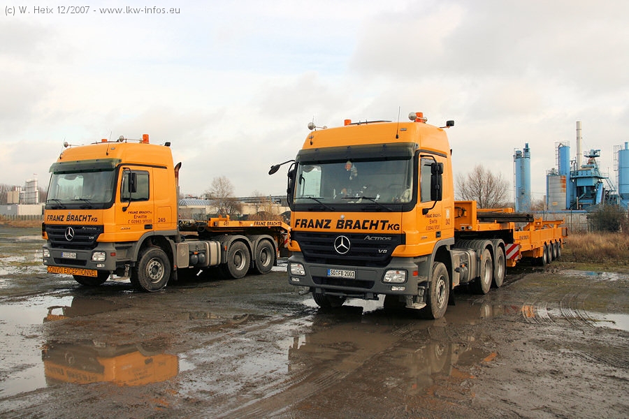 Baumann-Bracht-Krefeld-270-t-041207-198.jpg Baumann-Bracht-Krefeld-270-t-041207-198.jpg