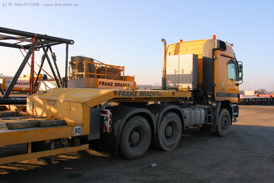 Baumann-Bracht-Krefeld-Waermetauscher-2-020108-054.jpg Baumann-Bracht-Krefeld-Waermetauscher-2-020108-054.jpg