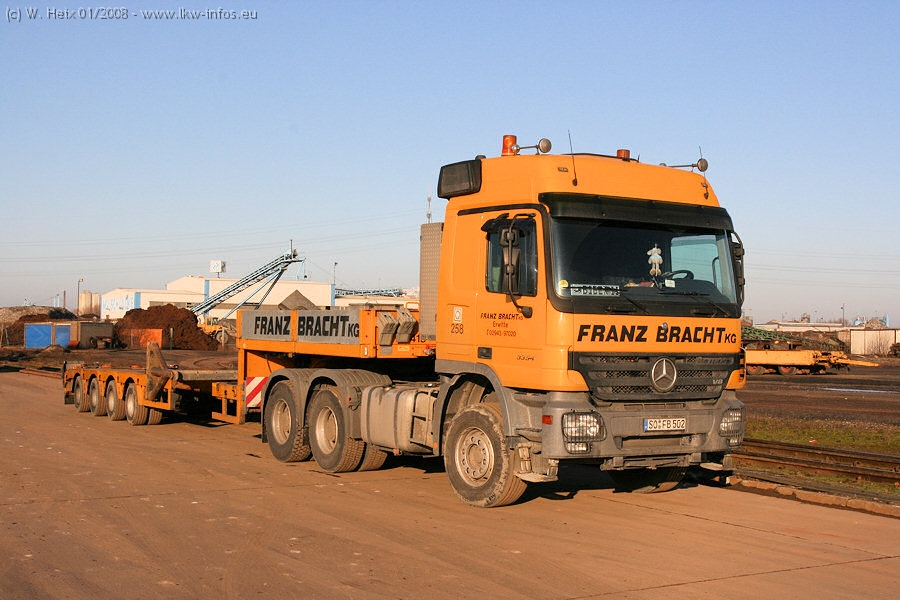 Baumann-Bracht-Krefeld-Waermetauscher-2-020108-102.jpg Baumann-Bracht-Krefeld-Waermetauscher-2-020108-102.jpg