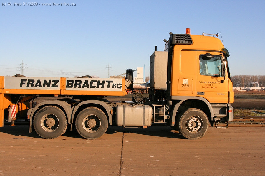 Baumann-Bracht-Krefeld-Waermetauscher-2-020108-106.jpg Baumann-Bracht-Krefeld-Waermetauscher-2-020108-106.jpg