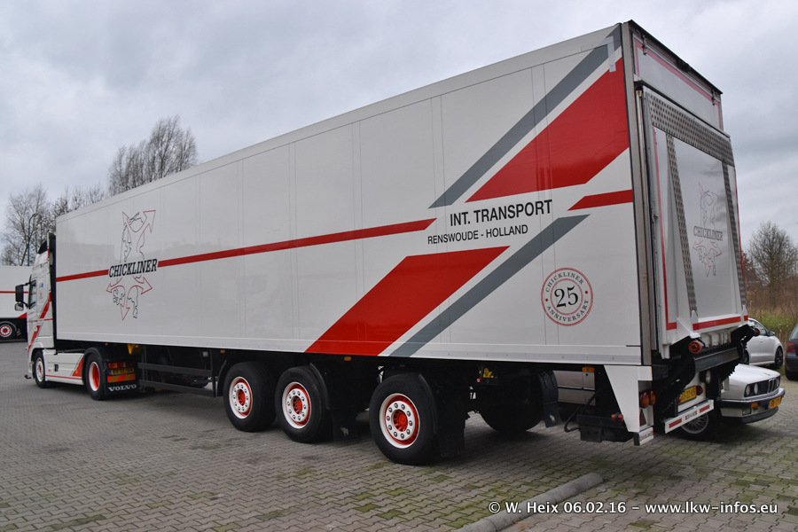 Chickliner-20160206-037.jpg Chickliner-20160206-037.jpg