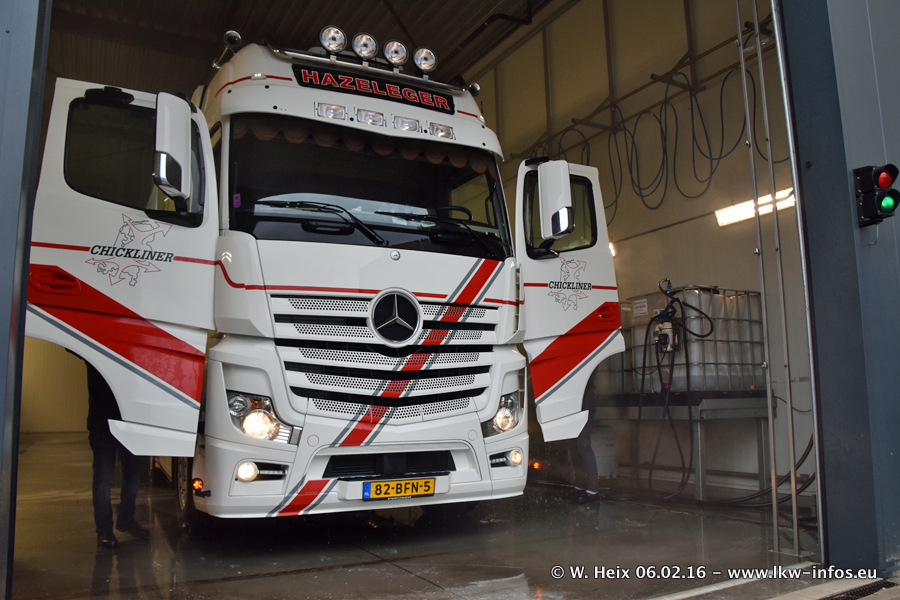 Chickliner-20160206-107.jpg Chickliner-20160206-107.jpg