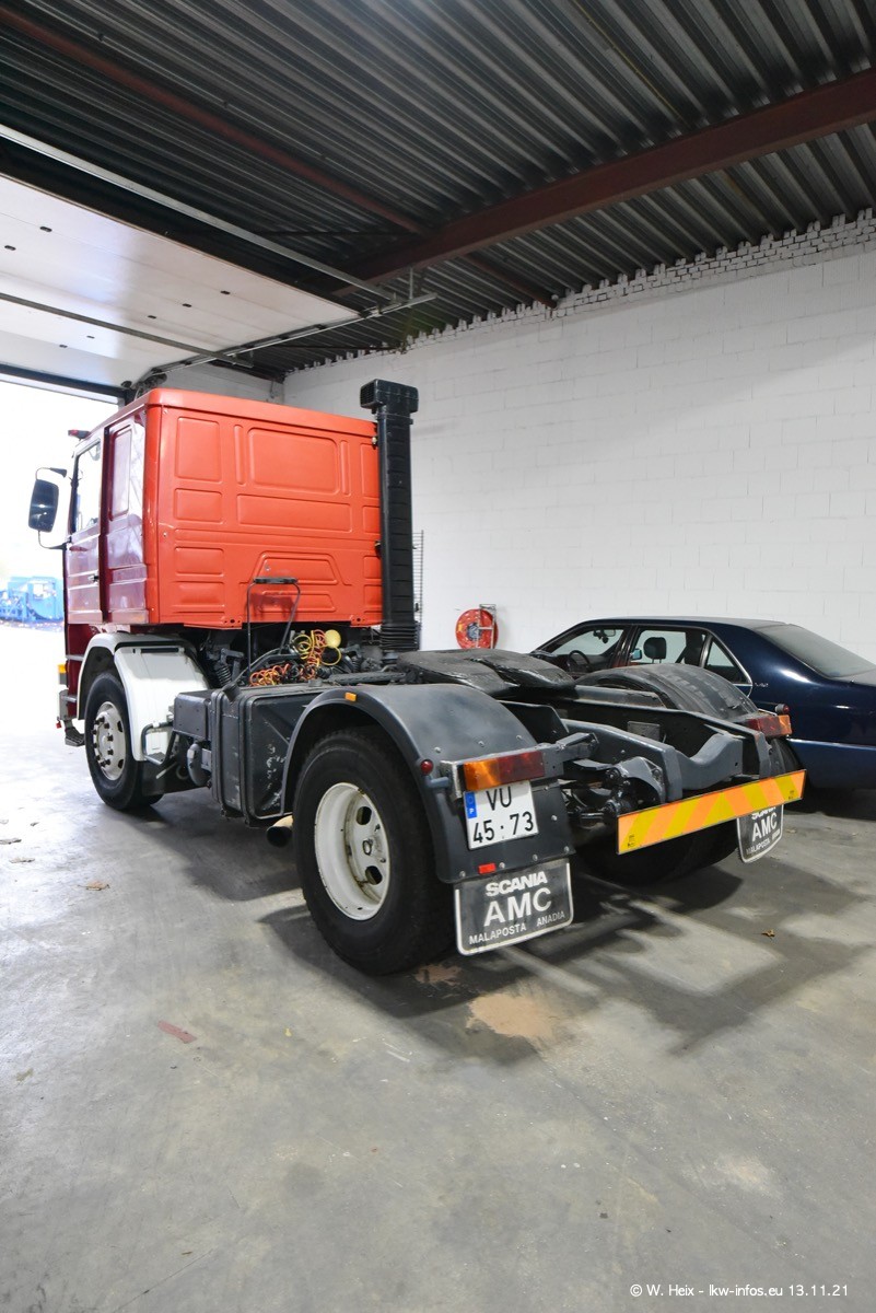 20211113-Tom-Holding-00006.jpg 20211113-Tom-Holding-00006.jpg