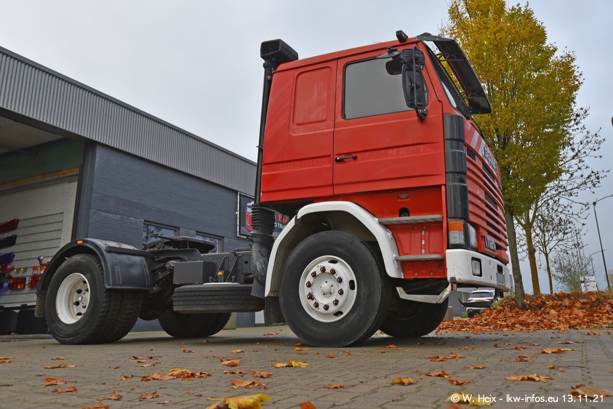 20211113-Tom-Holding-00029.jpg 20211113-Tom-Holding-00029.jpg