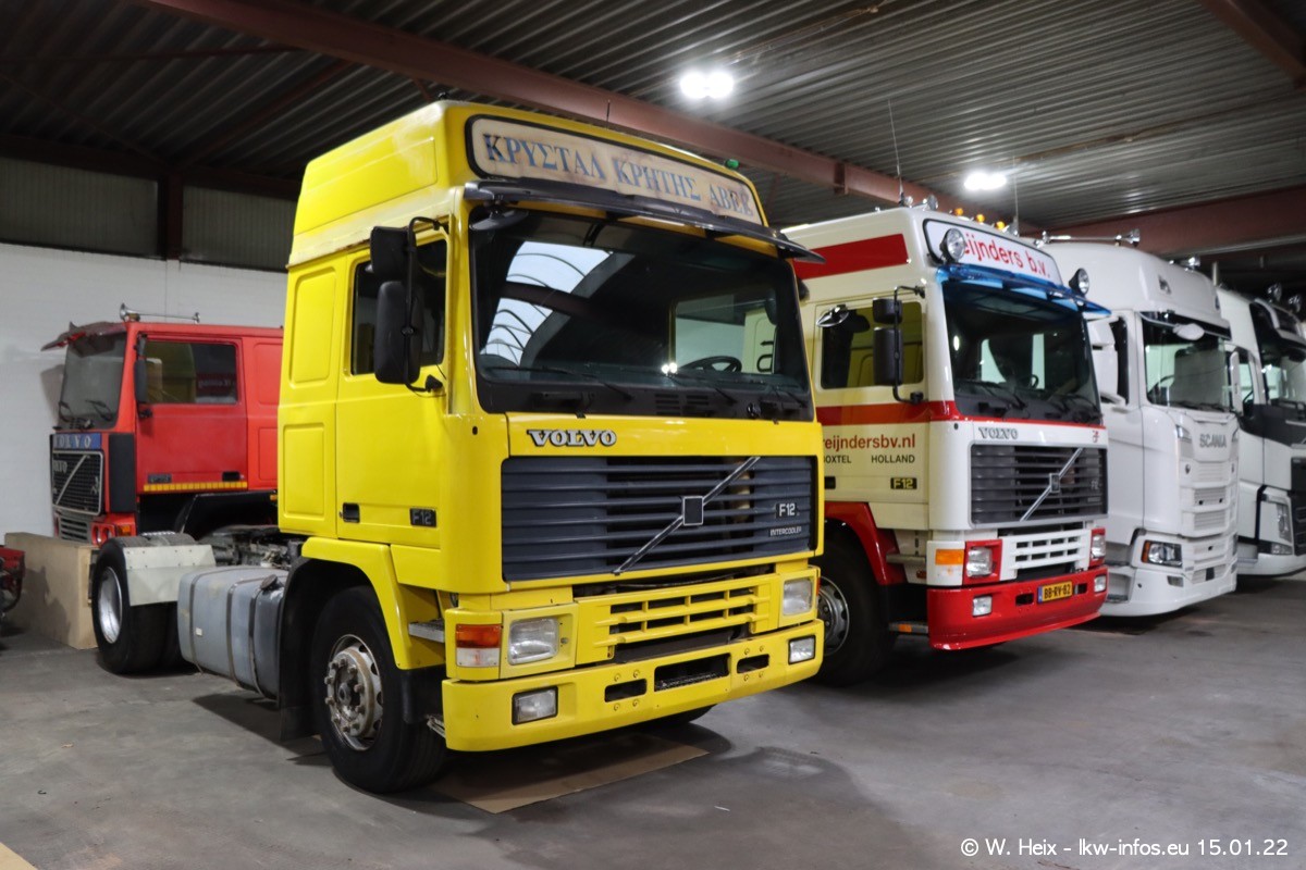 202201015-Tom-Holding-00035.jpg 202201015-Tom-Holding-00035.jpg